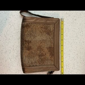 NEW! Henri Bendel clutch